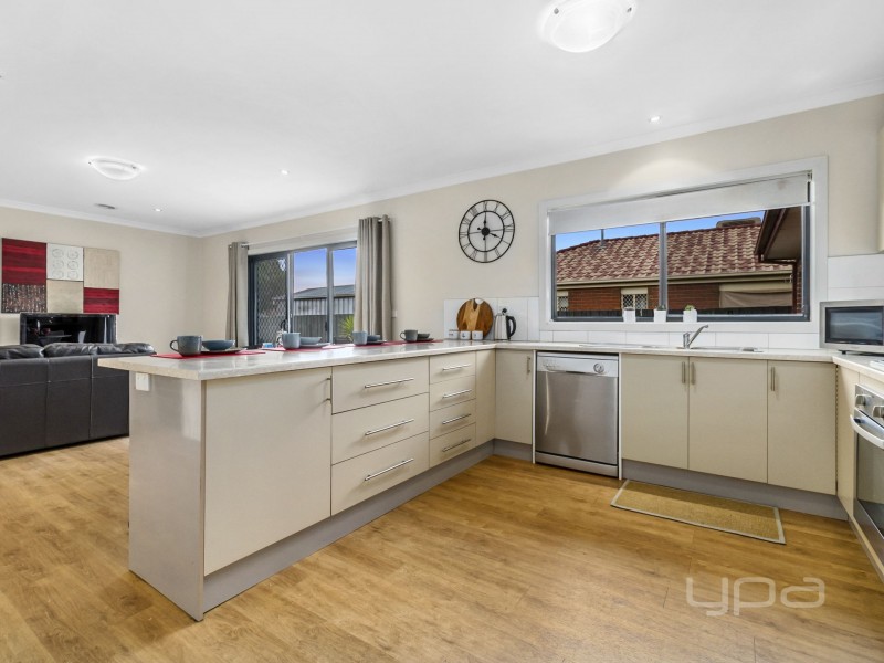66 Kirkton Drive, Kurunjang VIC 3337