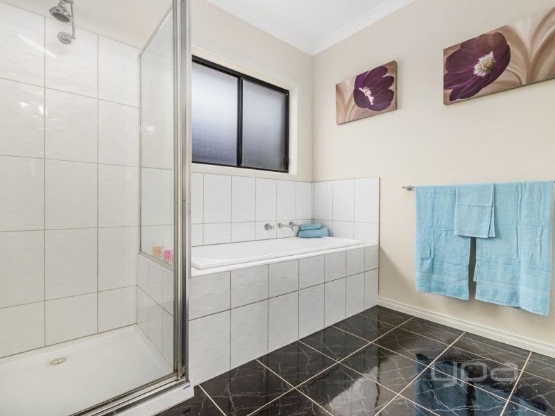 66 Kirkton Drive, Kurunjang VIC 3337