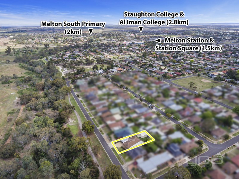 31 Tamar Drive, Melton South VIC 3338
