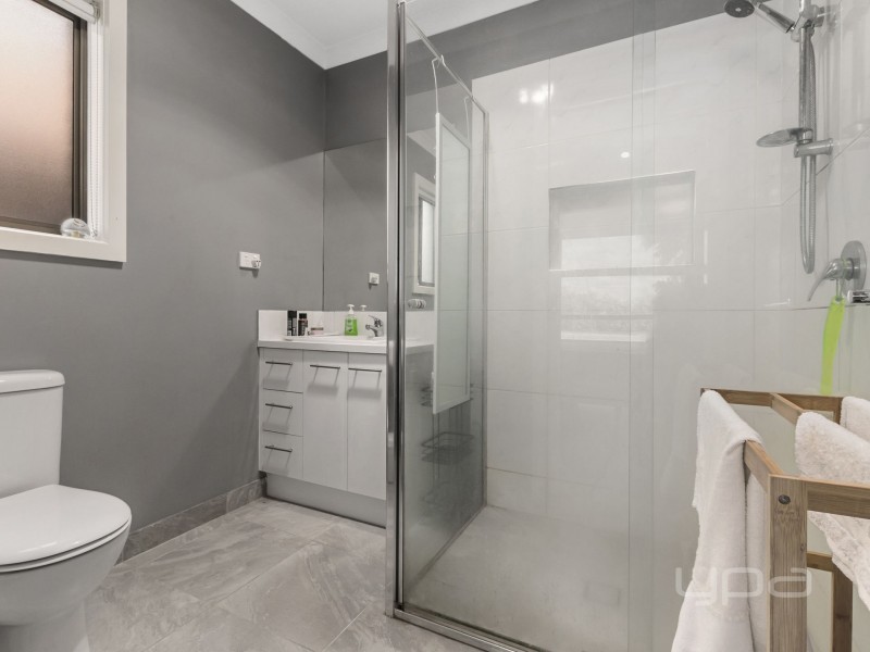 61 Turpentine Road, Brookfield VIC 3338