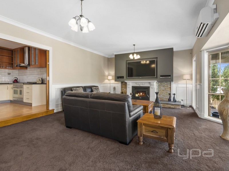 17 Benjamin Court, Kurunjang VIC 3337