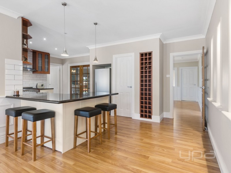 17 Benjamin Court, Kurunjang VIC 3337