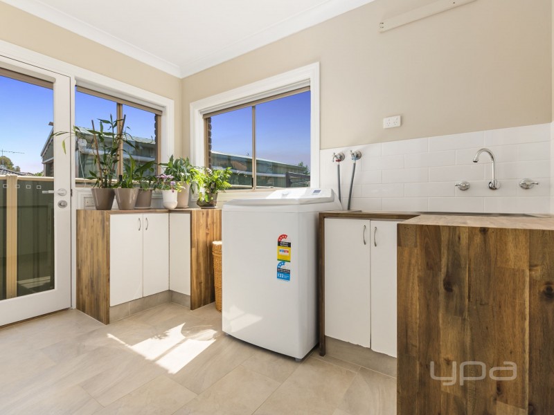 17 Benjamin Court, Kurunjang VIC 3337