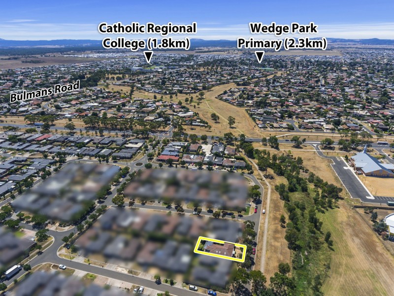 16 Shandeau Boardwalk, Melton West VIC 3337