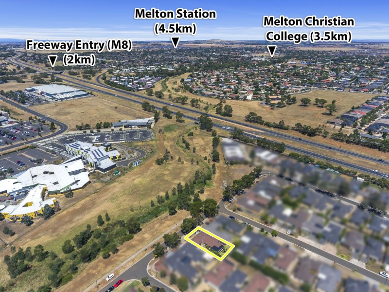 16 Shandeau Boardwalk, Melton West VIC 3337