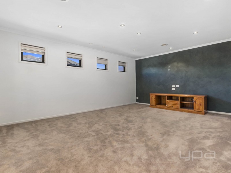 5 Ethereal Place, Kurunjang VIC 3337