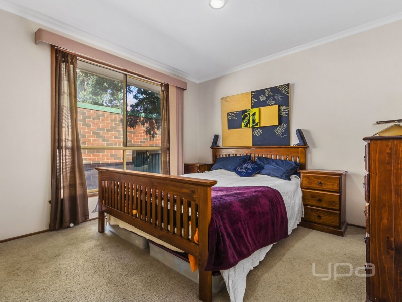 4/23 Dominic Parade, Melton VIC 3337