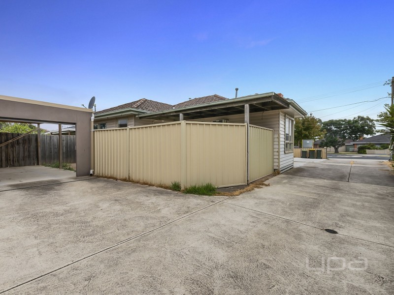 1/36 Laming Road, Deer Park VIC 3023