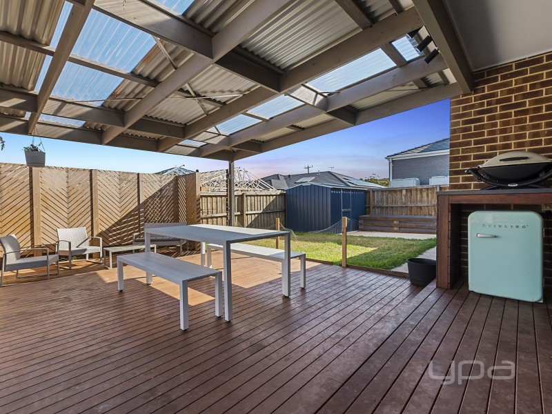 27 Drever Place, Maddingley VIC 3340