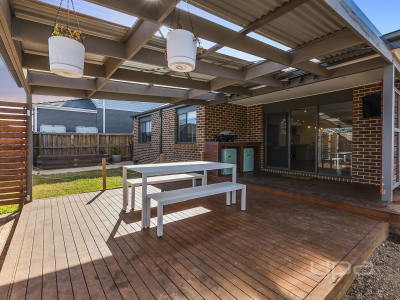 27 Drever Place, Maddingley VIC 3340