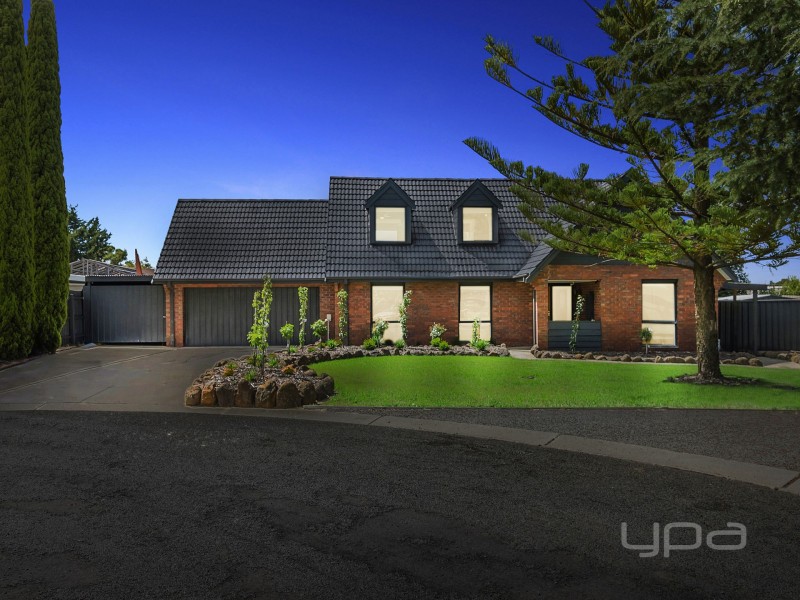 5 Denise Place, Melton West VIC 3337