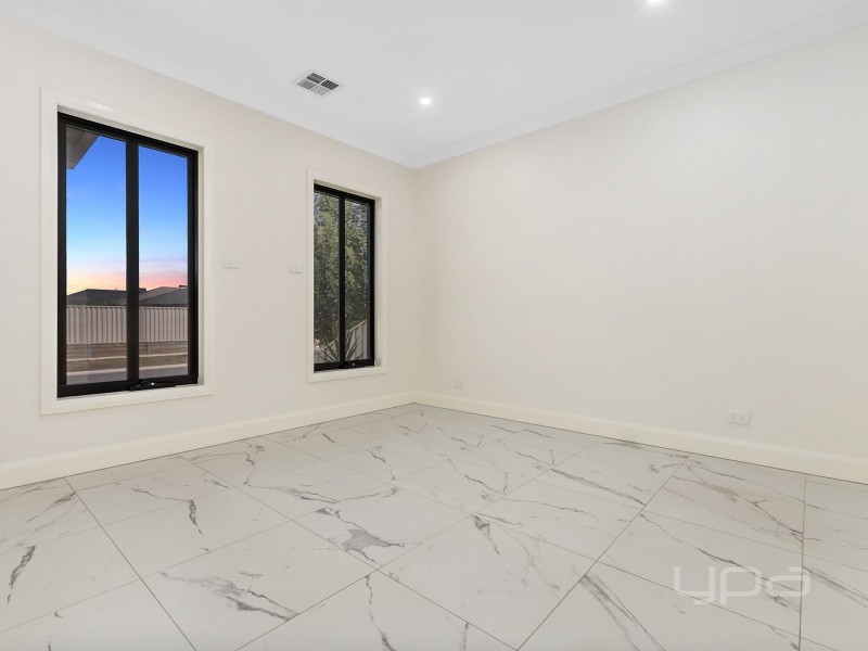 5 Lucerne Way, Darley VIC 3340