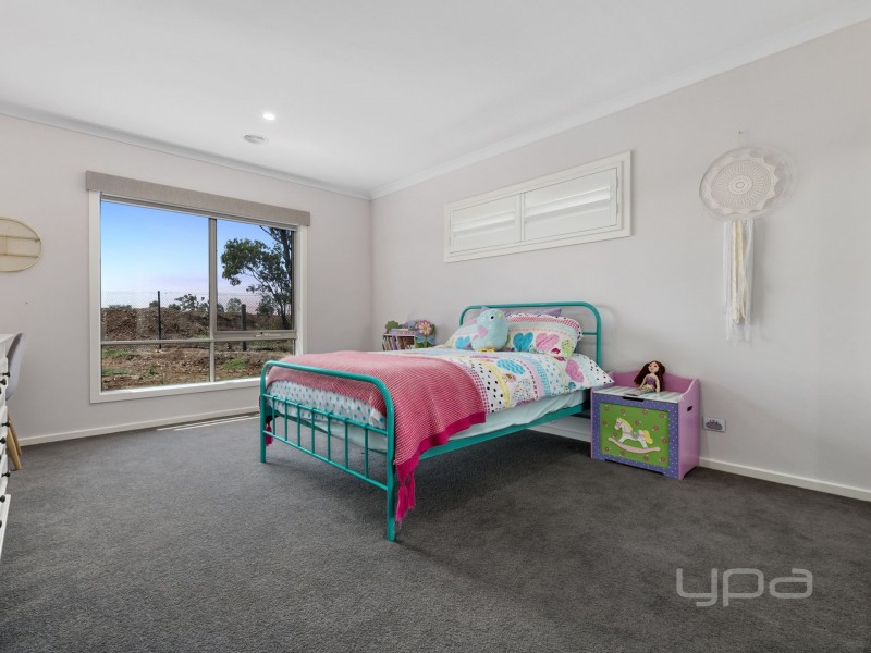 4 Pelican Point, Hopetoun Park VIC 3340