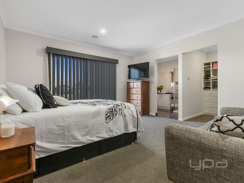 4 Pelican Point, Hopetoun Park VIC 3340