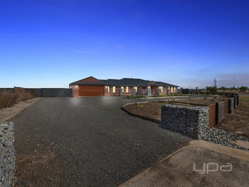 25 View Gully Road, Hopetoun Park VIC 3340