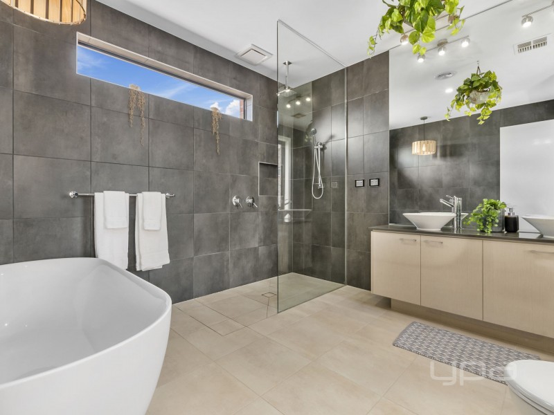 25 View Gully Road, Hopetoun Park VIC 3340