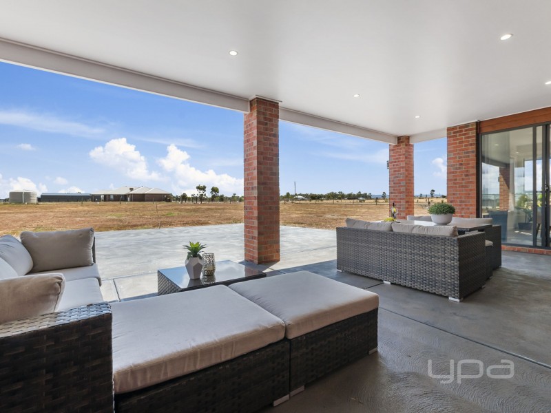 25 View Gully Road, Hopetoun Park VIC 3340