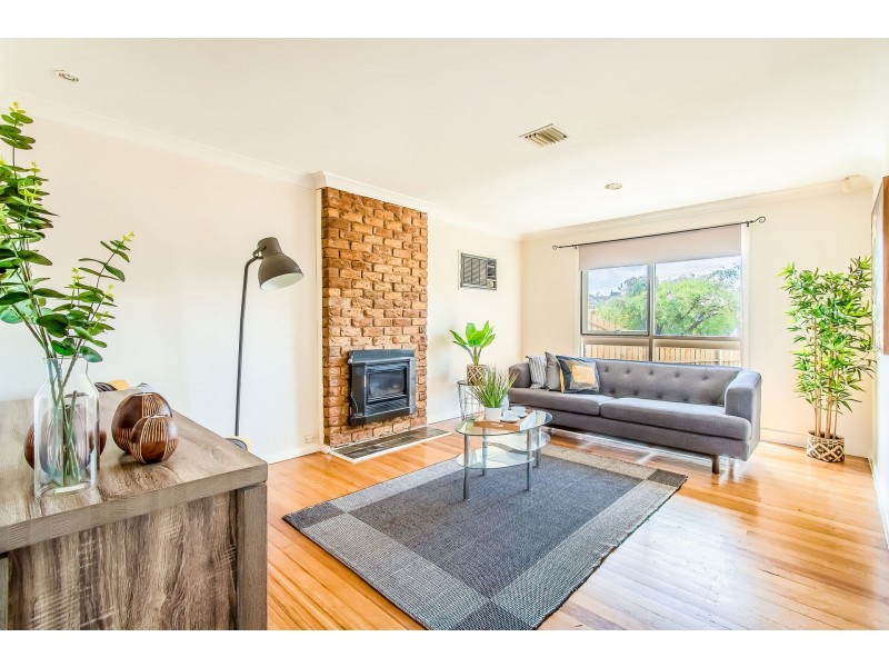 8 Vasey Court, Melton South VIC 3338