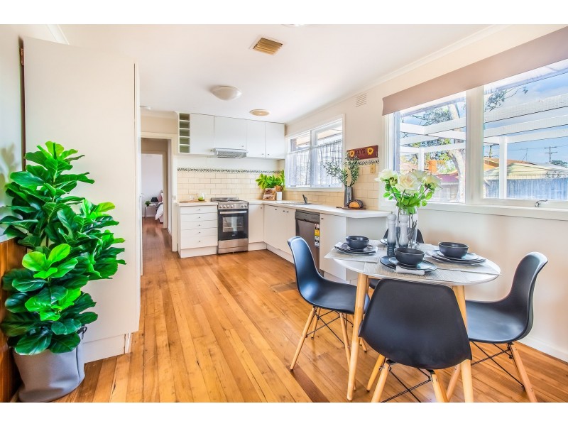 8 Vasey Court, Melton South VIC 3338