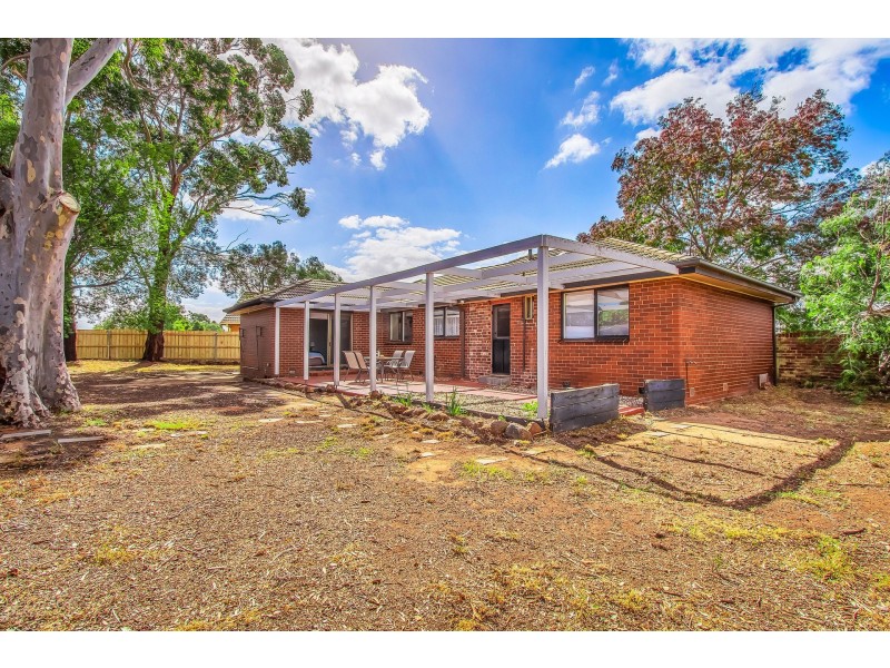 8 Vasey Court, Melton South VIC 3338
