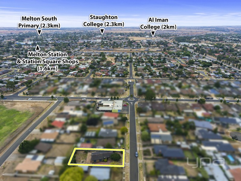 30 Morris Street, Melton South VIC 3338