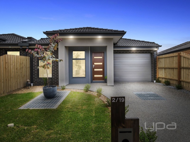 2/19 Brookfield Avenue, Brookfield VIC 3338