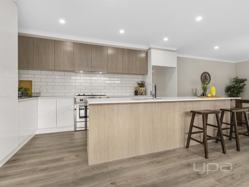 2/19 Brookfield Avenue, Brookfield VIC 3338