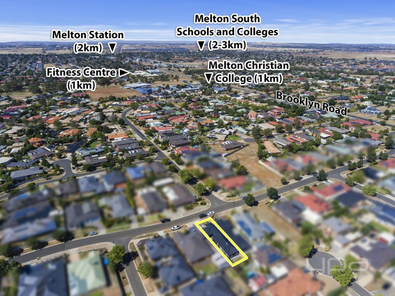 2/19 Brookfield Avenue, Brookfield VIC 3338