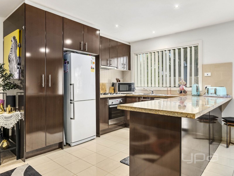 40/62 Andrew Street, Melton South VIC 3338