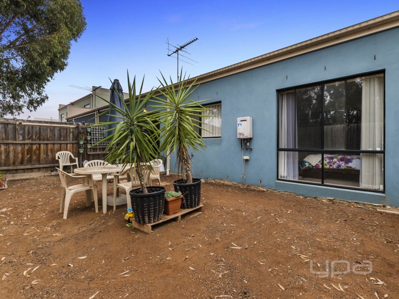 40/62 Andrew Street, Melton South VIC 3338