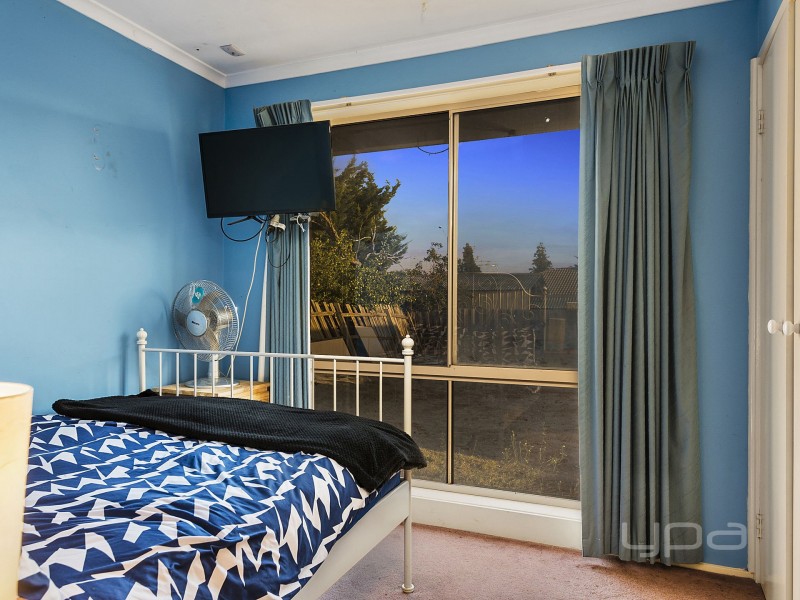 11 Lagarna Drive, Kurunjang VIC 3337