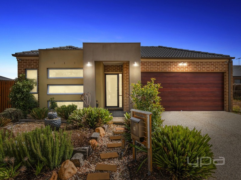 18 Pittos Avenue, Brookfield VIC 3338