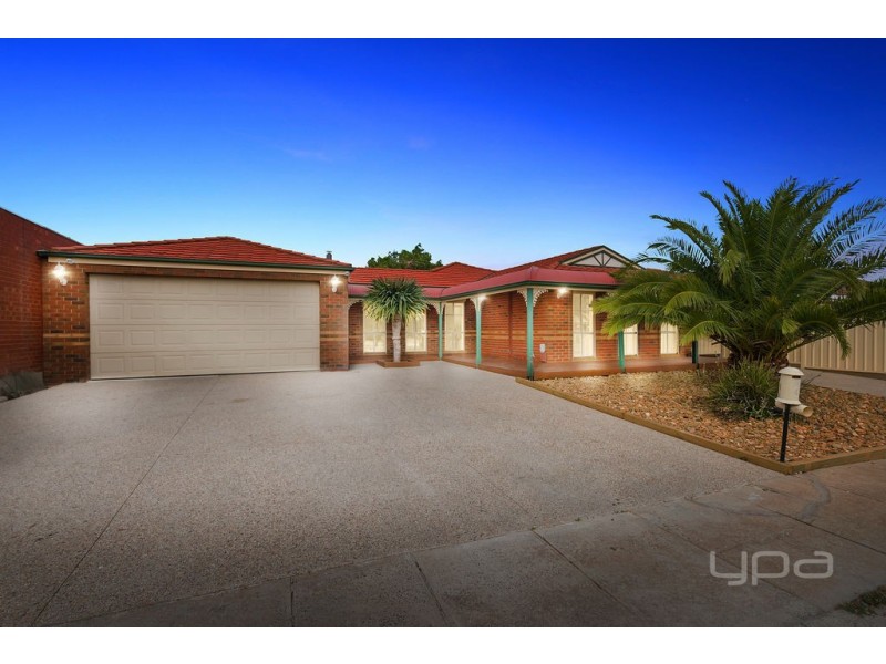 43 Lagarna Drive, Kurunjang VIC 3337