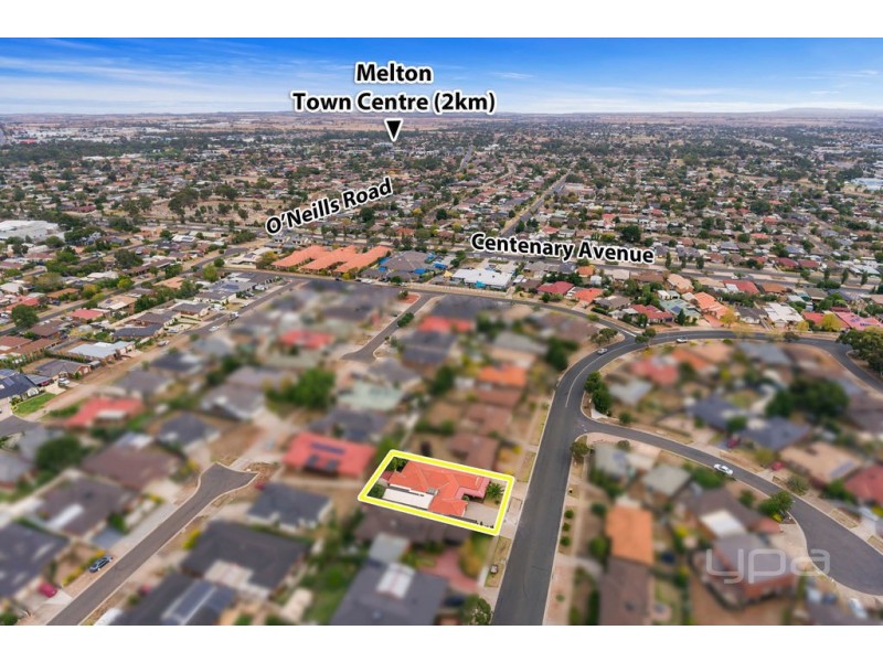 43 Lagarna Drive, Kurunjang VIC 3337