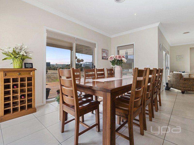 63 Riverview Drive, Hopetoun Park VIC 3340