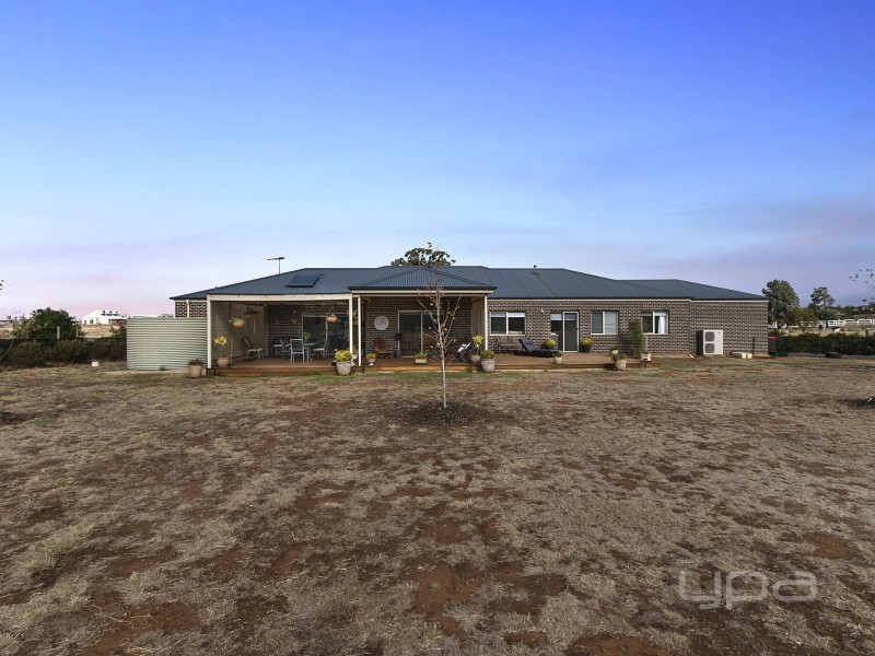 63 Riverview Drive, Hopetoun Park VIC 3340