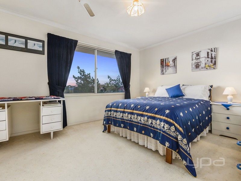 12  McIvor Court, Melton West VIC 3337