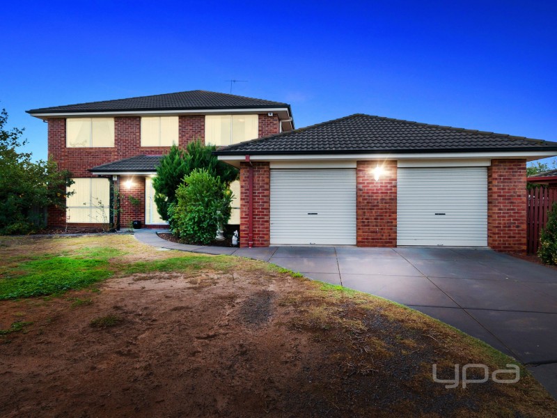 12  McIvor Court, Melton West VIC 3337