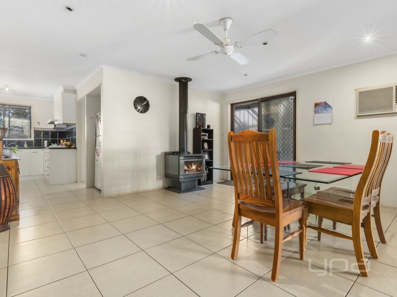 49 Dunvegan Drive, Kurunjang VIC 3337