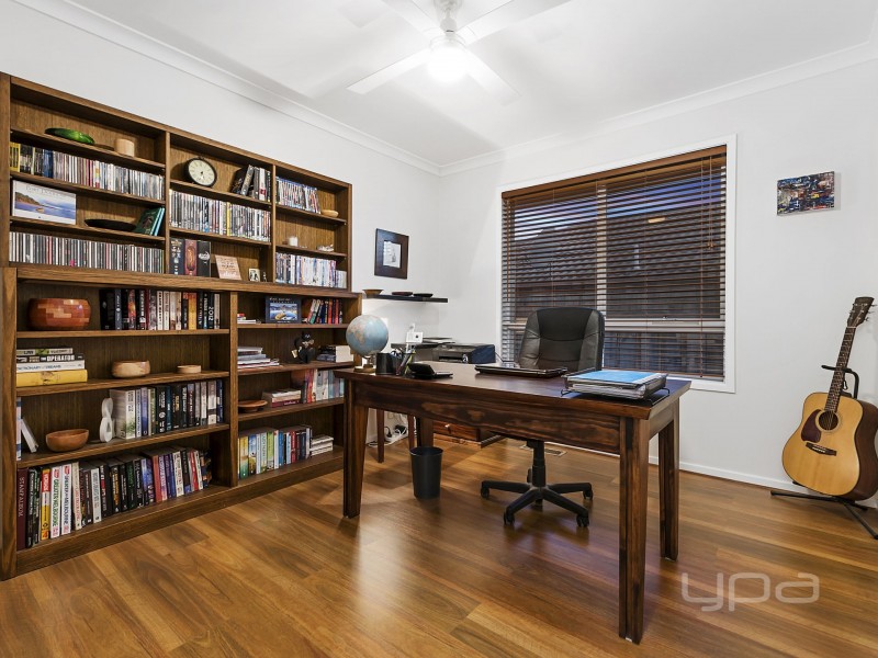 35  Marina Drive, Melton VIC 3337