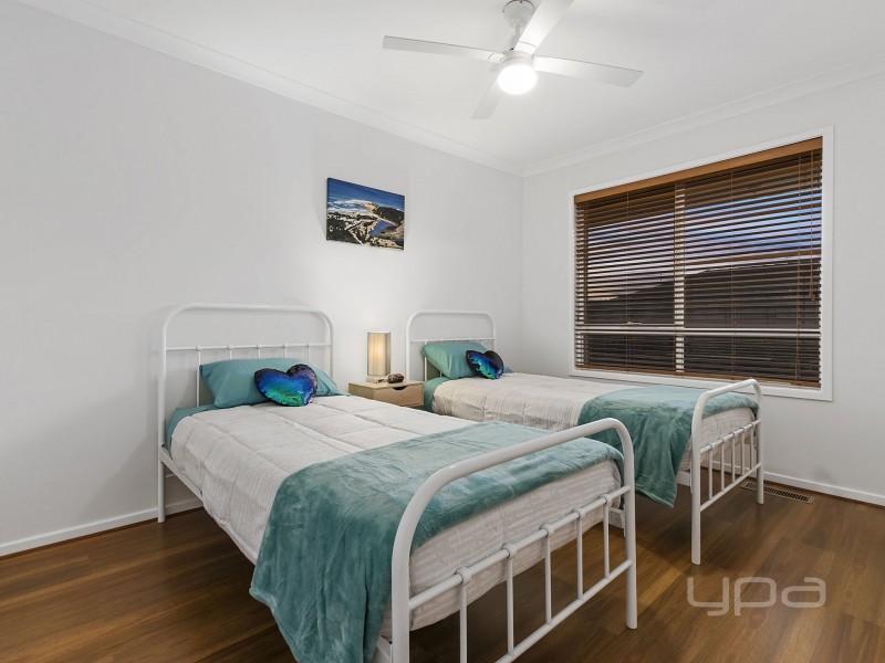 35  Marina Drive, Melton VIC 3337