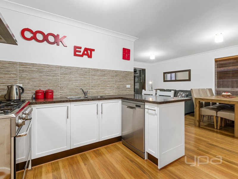 35  Marina Drive, Melton VIC 3337