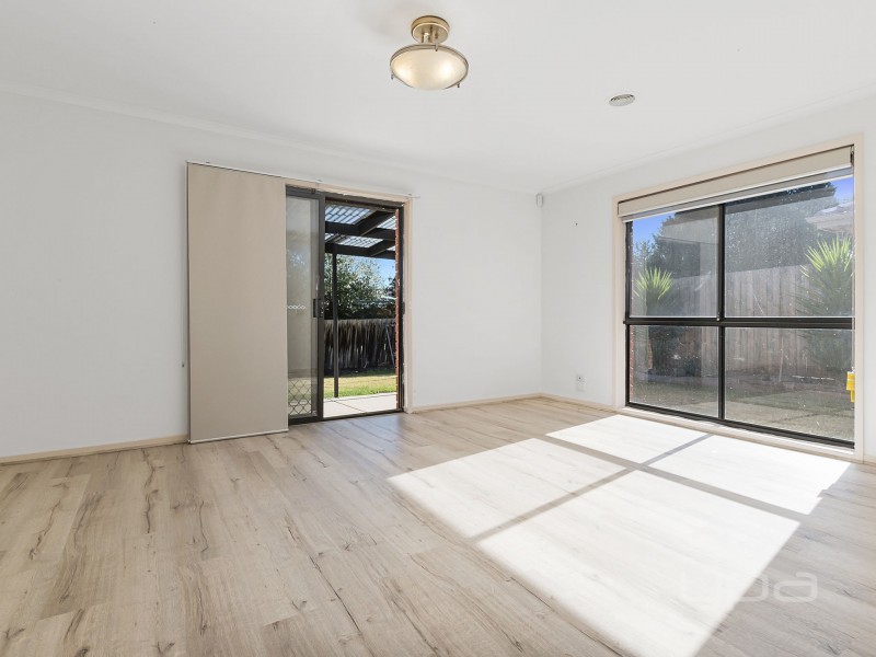 3 Benjamin Court, Kurunjang VIC 3337