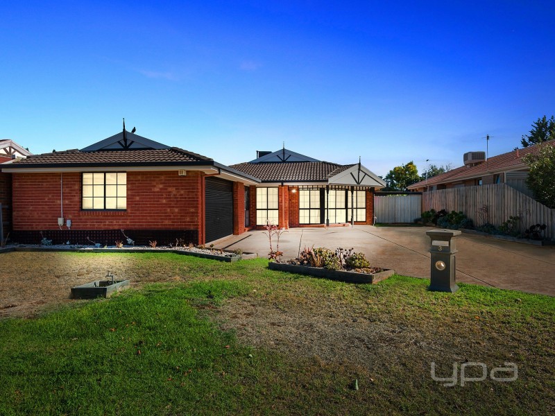 3 Benjamin Court, Kurunjang VIC 3337