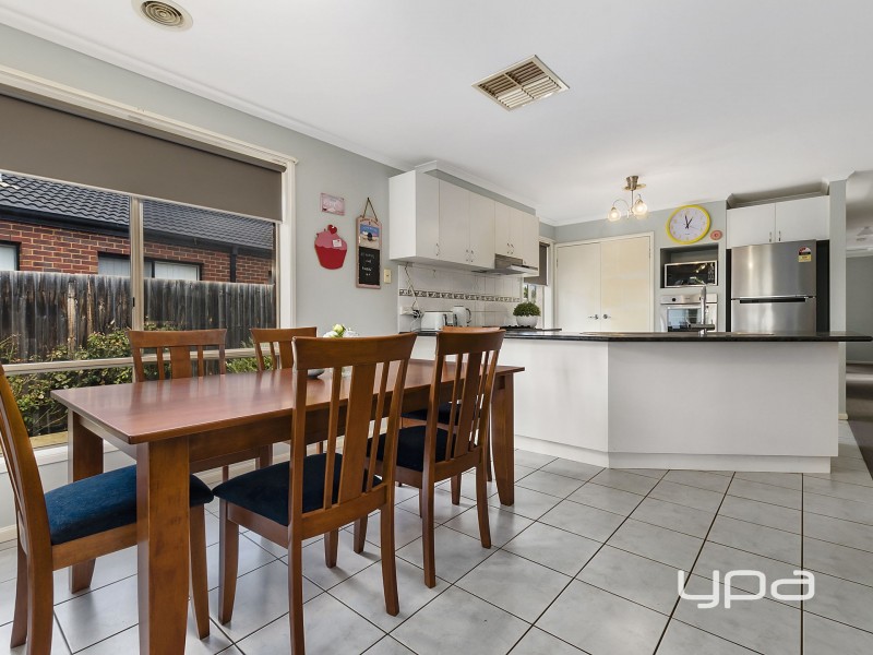 85 Westlake Drive, Melton West VIC 3337