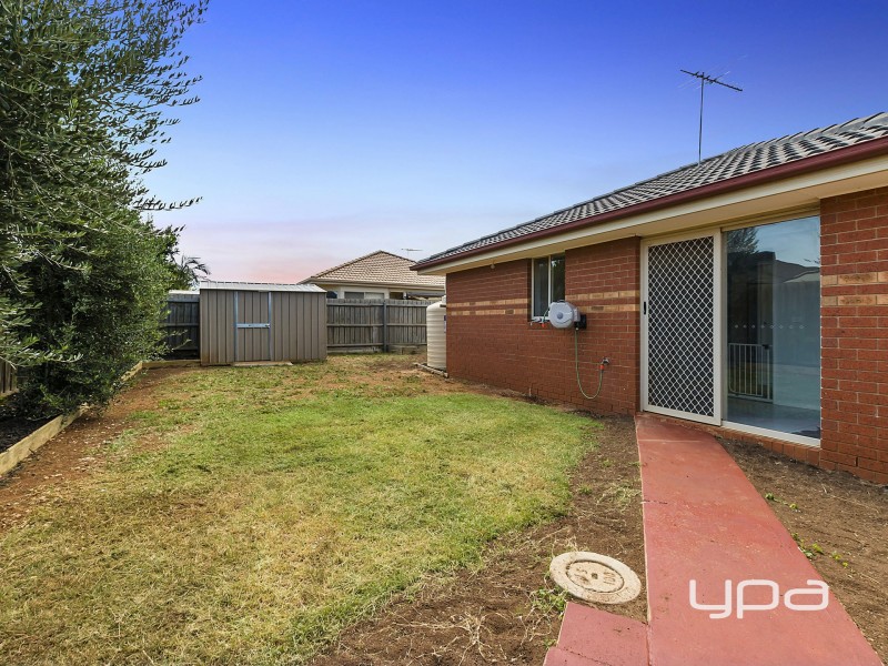 85 Westlake Drive, Melton West VIC 3337