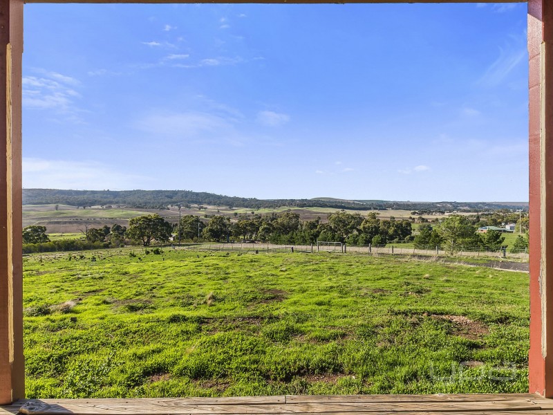 1377 Glenmore Road, Glenmore VIC 3340