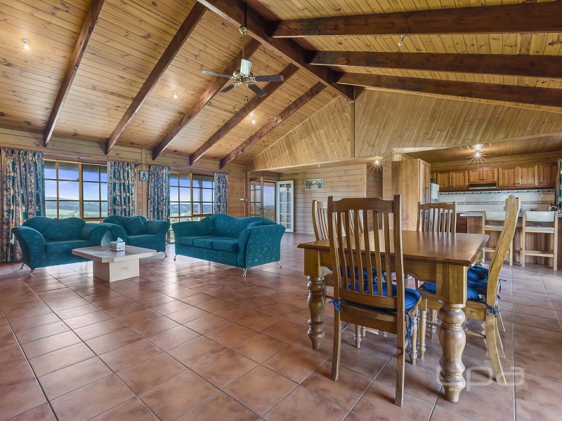 1377 Glenmore Road, Glenmore VIC 3340