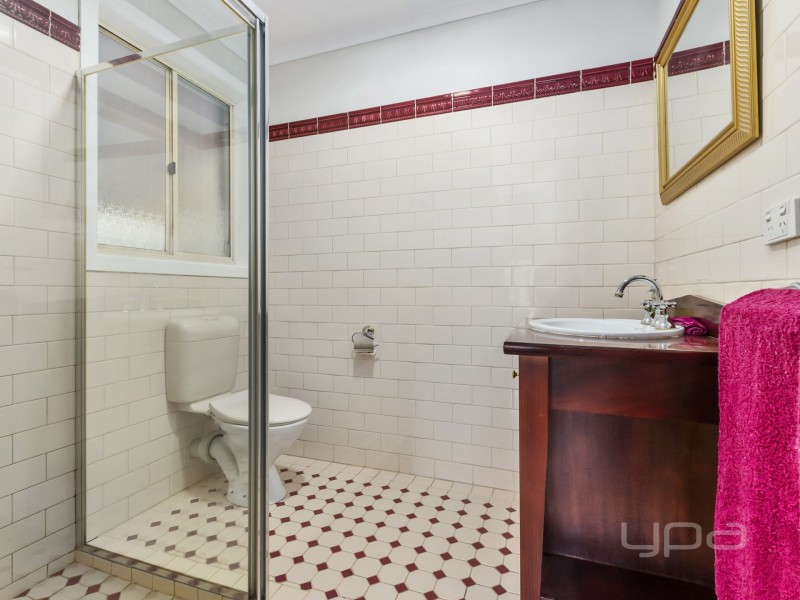 16 Lagarna Drive, Kurunjang VIC 3337