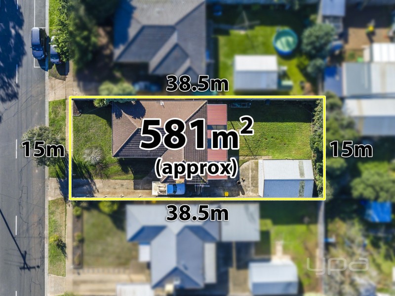 32 Scott Street, Melton VIC 3337